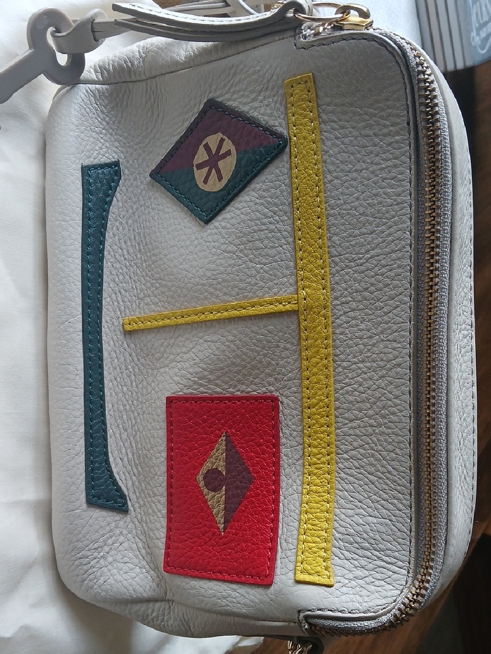 Fossil Leather Sydney Crossbody Bag - Picture 9 of 9